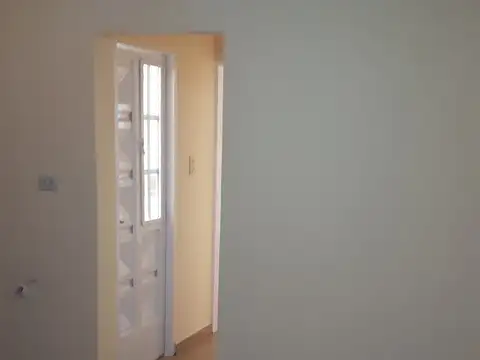 Depto Tipo Casa en Alquiler de 2 ambientes