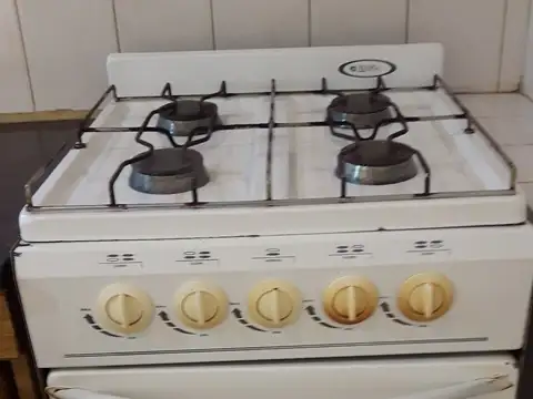 Depto Tipo Casa 2 ambientes con 1 baño