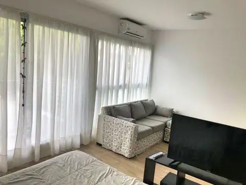 AV. BALBIN Y MONROE (r595)