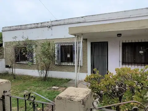 Venta Casa 3 Ambientes Lote Propio Merlo