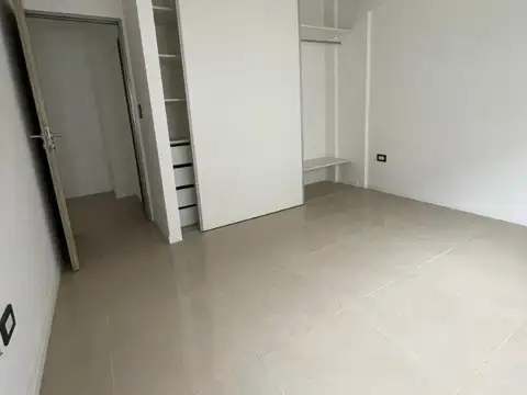 Departamento en Alquiler en Ituzaingo, $ 650.000