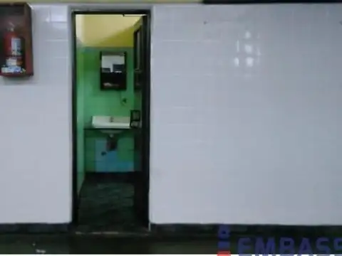 Cochera en edificio privado de cocheras - Zona Balvanera Uriburu al 400