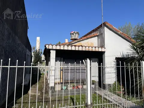 Casa En Venta A 150 Mts. Colectora Acceso Oeste - Moreno *Vendida*