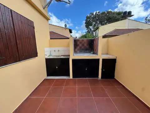 Casa en Venta en Mar Del Tuyu, USD 50.000