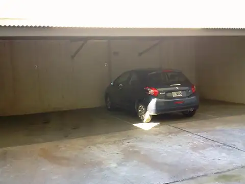 Cochera Venta macrocentro  fácil acceso