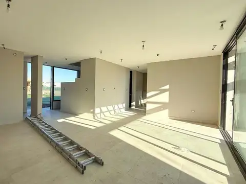Casa en Venta 1 año