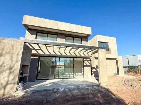Casa en Venta en Barrio Privado en Luján de Cuyo