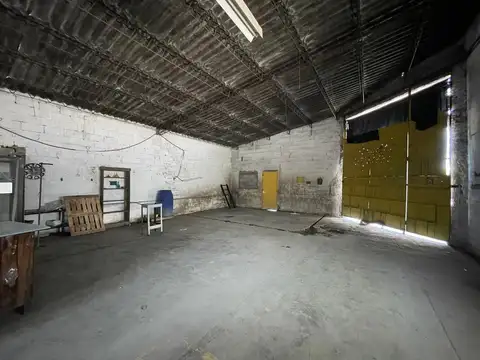 Galpon en Venta en Lanusse, USD 120.000