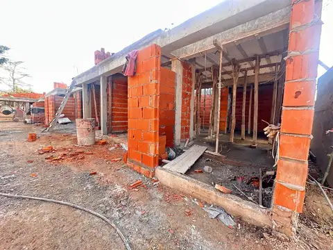 Casa 3 ambientes con 1 baño