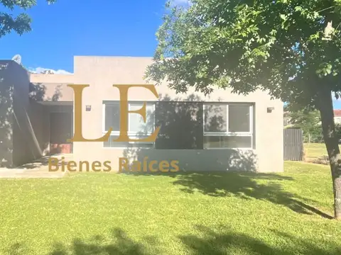 Casa en Alquiler en San Matias, USD 1.400