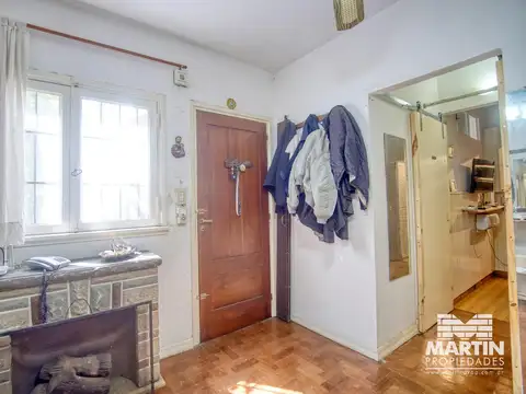 Casa p.h de tres ambientes con jardín propio.