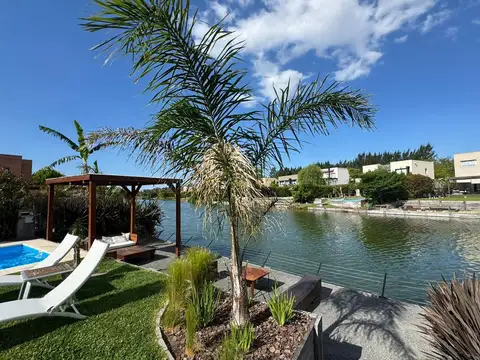 Casa en Venta en Barrancas De Santa Maria, USD 330.000