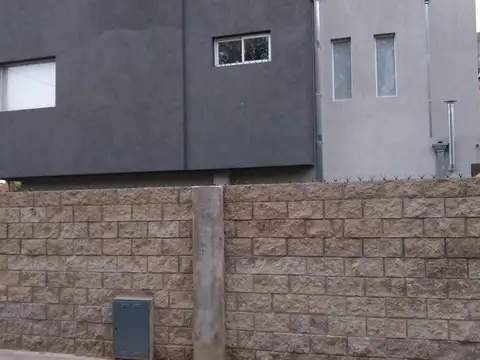 Av. De Los Estudiantes Esteban Echeverria