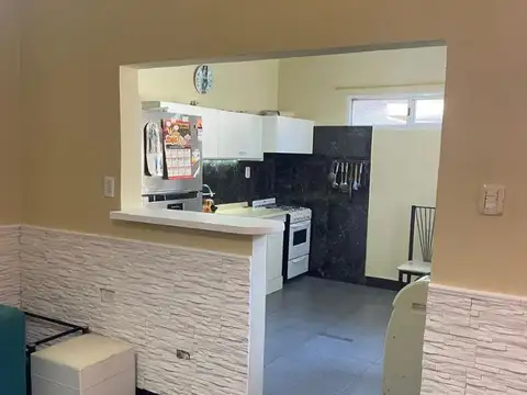 Depto Tipo Casa en Venta de 2 ambientes