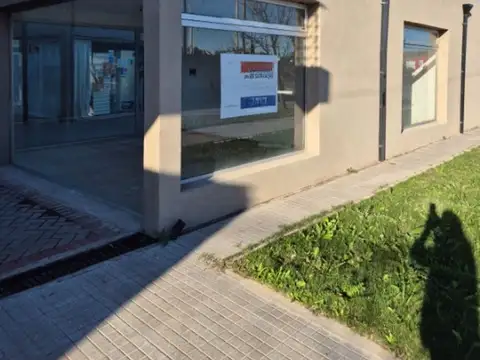 Local en Venta en Perez, USD 12.600