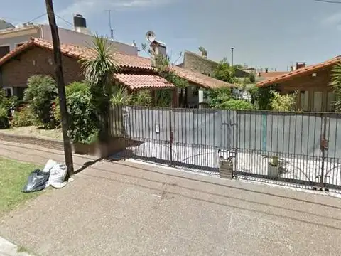 Chalet en Venta en Quilmes Oeste