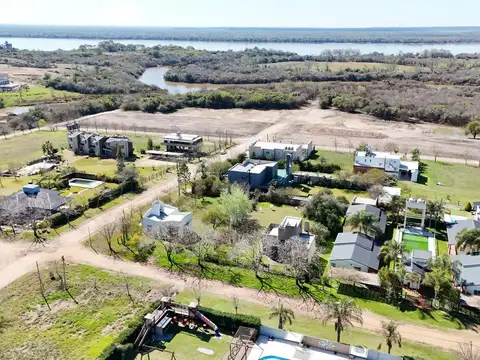 Terreno en Venta 40  mts Fondo