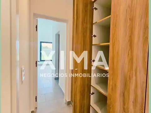 Casa en Venta en Praderas De San Lorenzo, USD 410.000