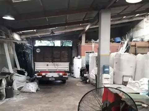 Galpon en Venta en Caseros, USD 140.000