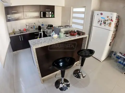 Depto Tipo Casa en Venta en San Nicolás, USD 275.000