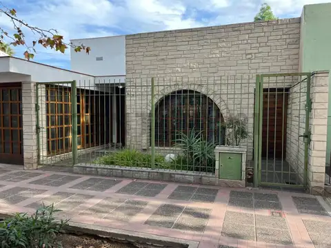 CNEL LORENZO BARCALA 500, Piso 0