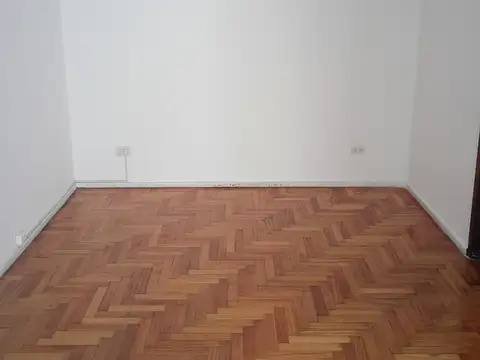 Departamento en Alquiler en Parque Rivadavia, $ 550.000
