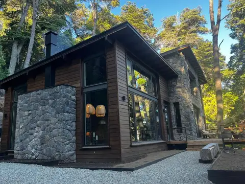Ruta 82 Lago Gutiérrez, R8400 San Carlos de Bariloche, Patagonia Argentina 100
