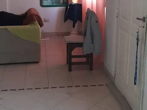 Depto Tipo Casa 4 ambientes con 2 baños