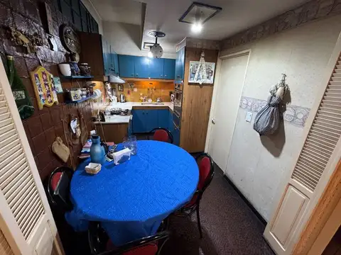 Depto Tipo Casa en Venta 56 años