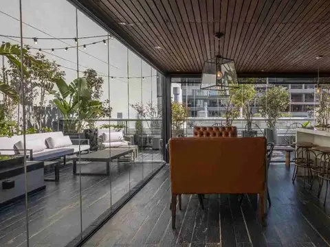 Oficina en Venta con 2 cocheras