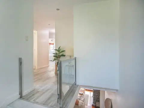 Casa en Venta con 5 cocheras
