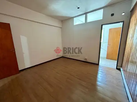 Oficina en Venta 20 años