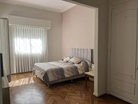 Depto Tipo Casa en Venta 40 años