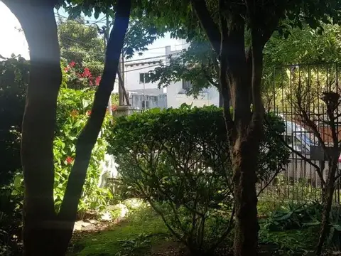 VENTA CASA PARA REFACCIÓN TOTAL O CONSTRUIR NUEVA