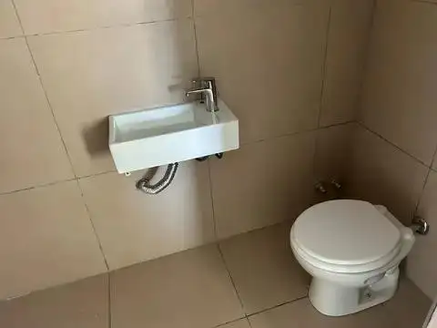 Casa en Venta con 6 cocheras