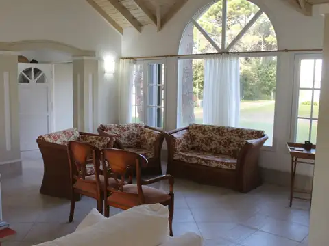 Casa en Alquiler Temporal en Pinamar, USD 0