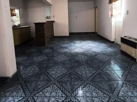 Departamento en Alquiler en Roque Saenz Peña, $ 500.000