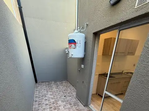 Depto Tipo Casa 3 ambientes con 1 baño