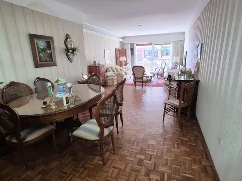 Departamento en Venta de 4 ambientes