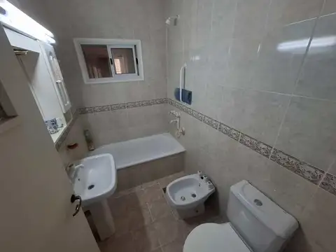 Casa en Venta en Ezpeleta Este, USD 79.500