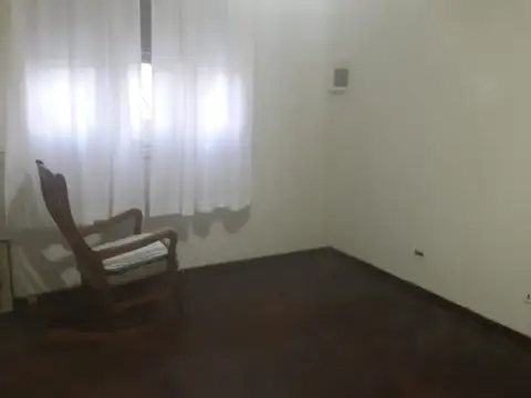 Casa en Venta en Munro, USD 180.000