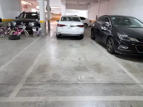 VENTA COCHERA DOBLE EN  BARRIO PARQUE HOLMBERG/DONADO - RAMBLAS HOLMBERG