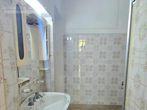 Depto Tipo Casa 2 ambientes con 1 baño
