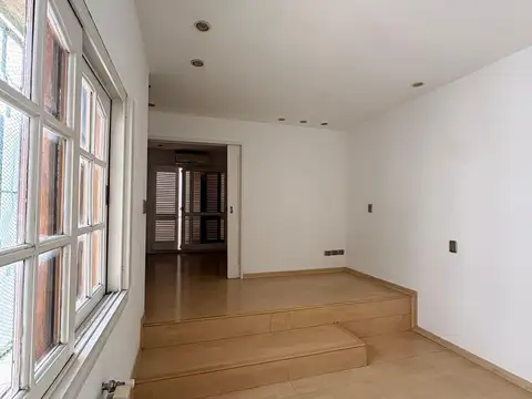 Departamento en Alquiler en Parque Chas, $ 1.600.000