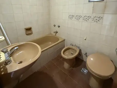 tres sargentos  al 2000