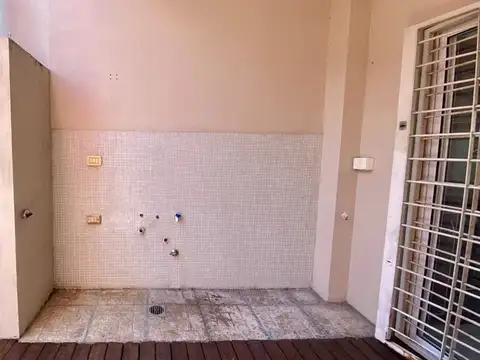 Depto Tipo Casa 2 ambientes con 1 baño