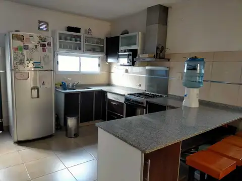 Casa  en Venta en Hurlingham, G.B.A. Zona Oeste, Argentina