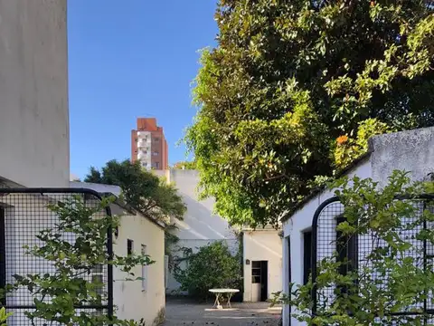 Terreno en Venta en Plaza Italia, USD 270.000