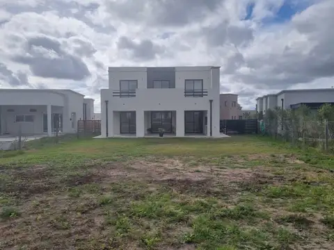 Santa Elisa Pilar del Este