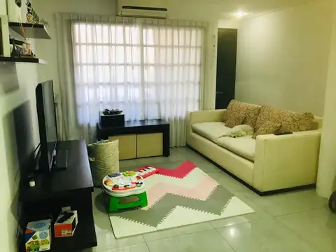 Casa en Venta en Quilmes, USD 120.000